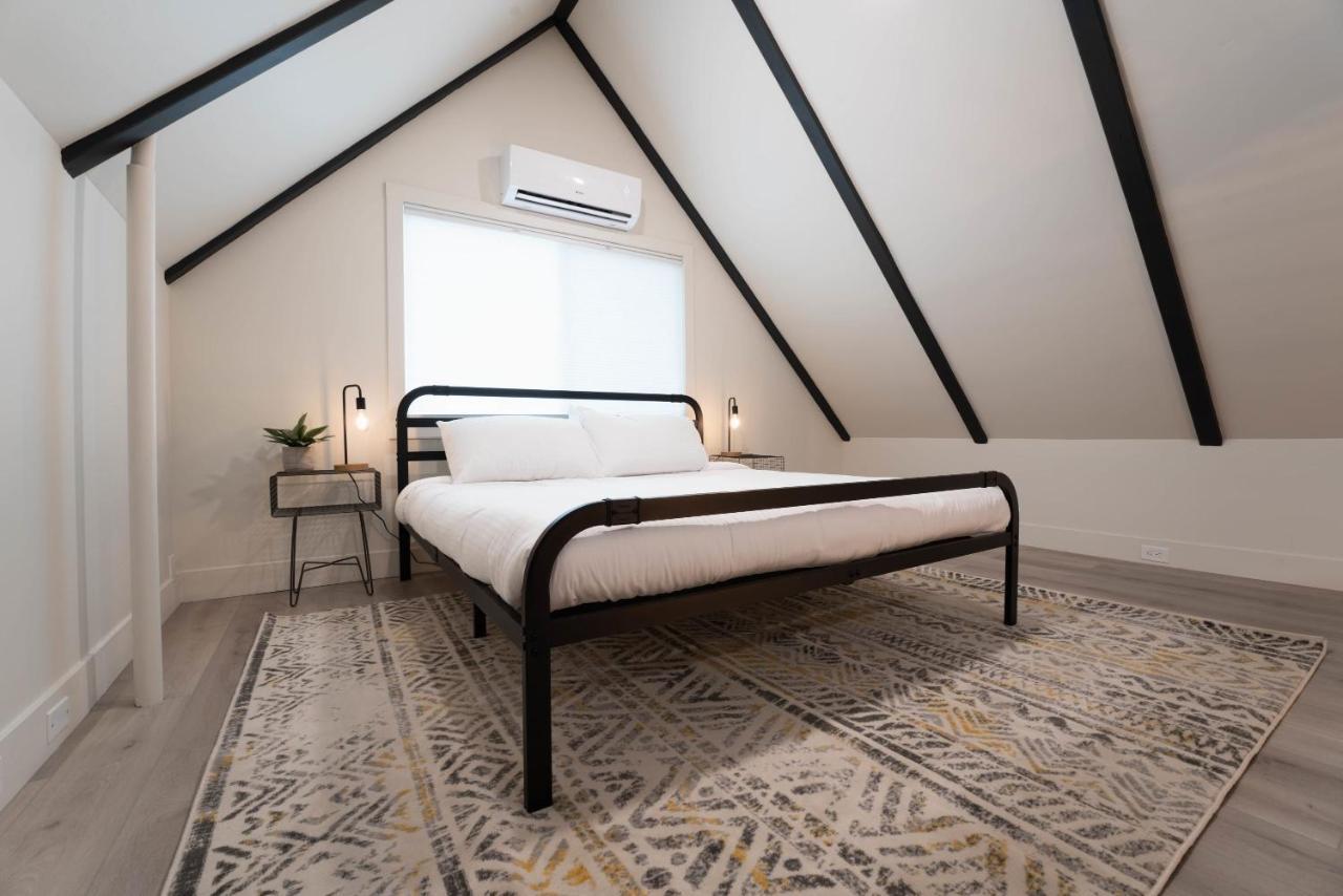Basecamp Lodge เมาท์แชสตา ภายนอก รูปภาพ