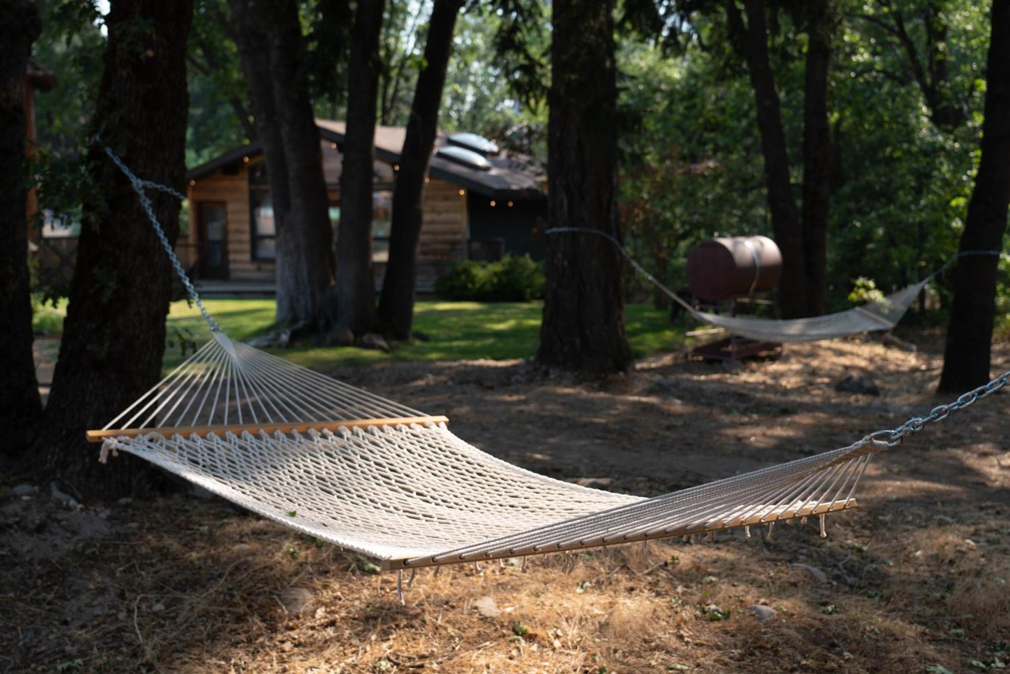 Basecamp Lodge เมาท์แชสตา ภายนอก รูปภาพ
